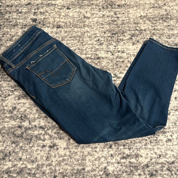 American Eagle Jeans - Picture 3 of 4